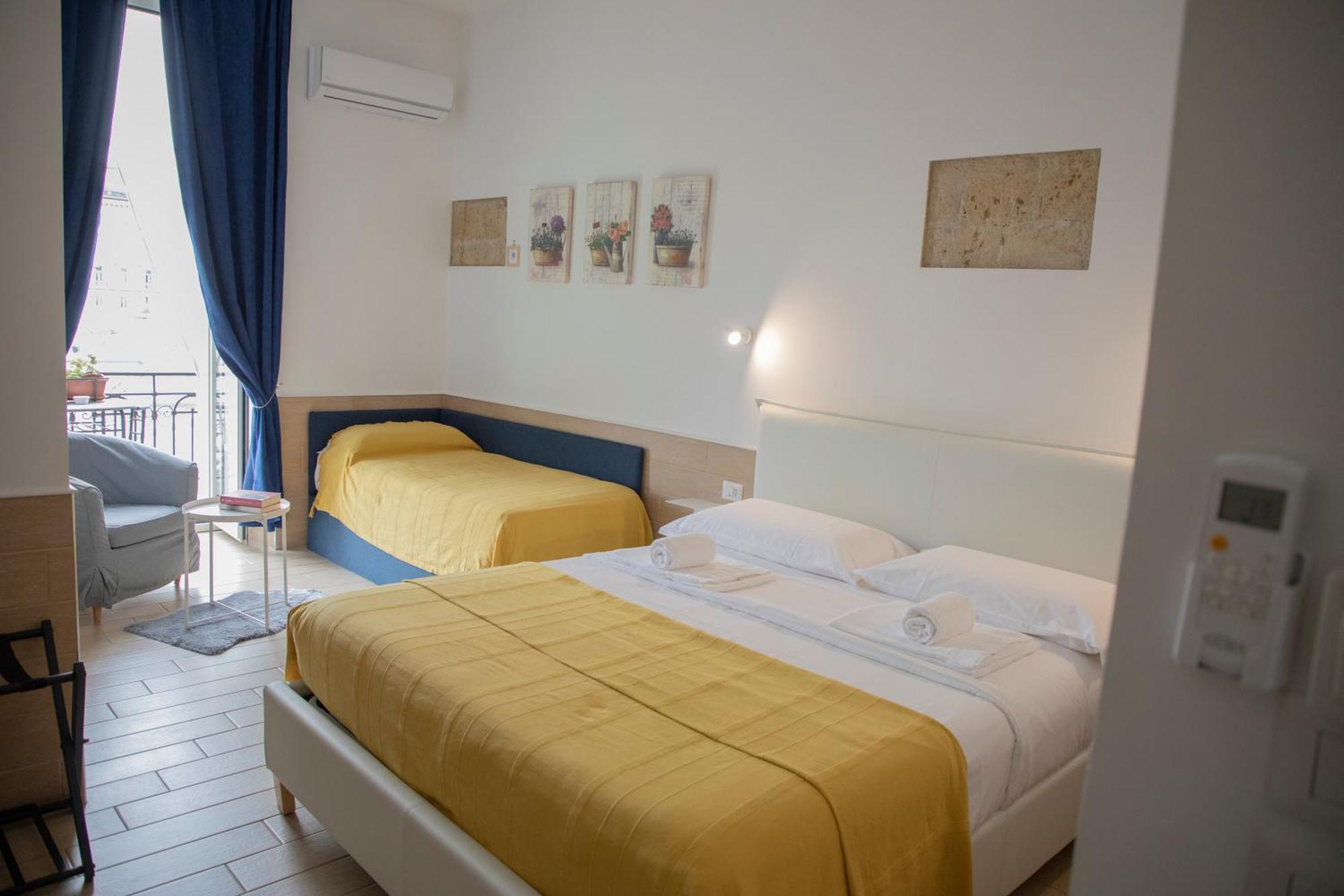 Hotel H22 Napels